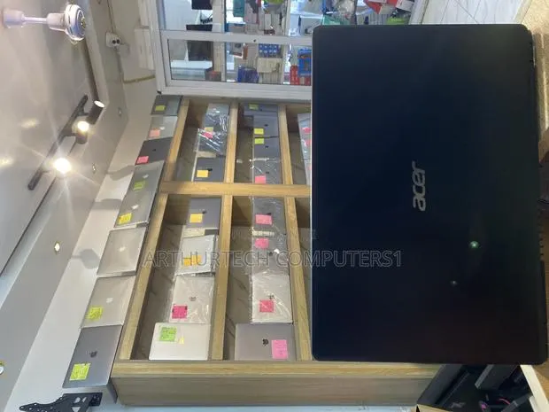 Laptop Acer 8GB Intel Core i5 SSD 512GB · Photo 1
