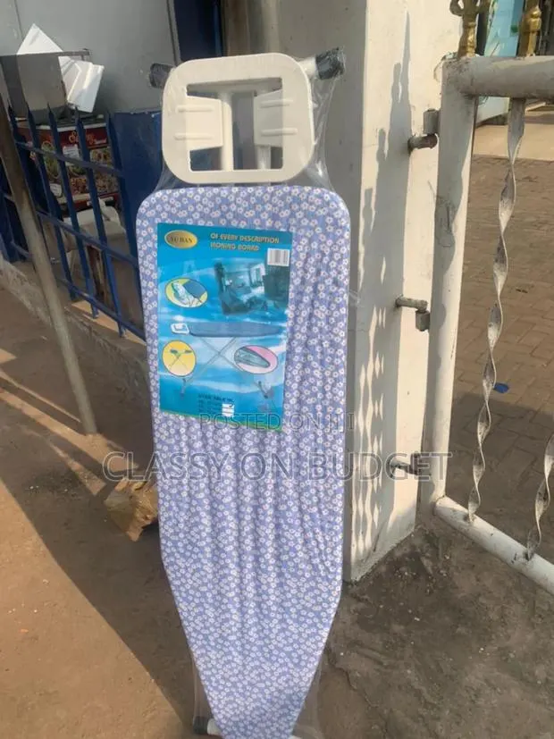 Foldable Ironing Board · Photo 1