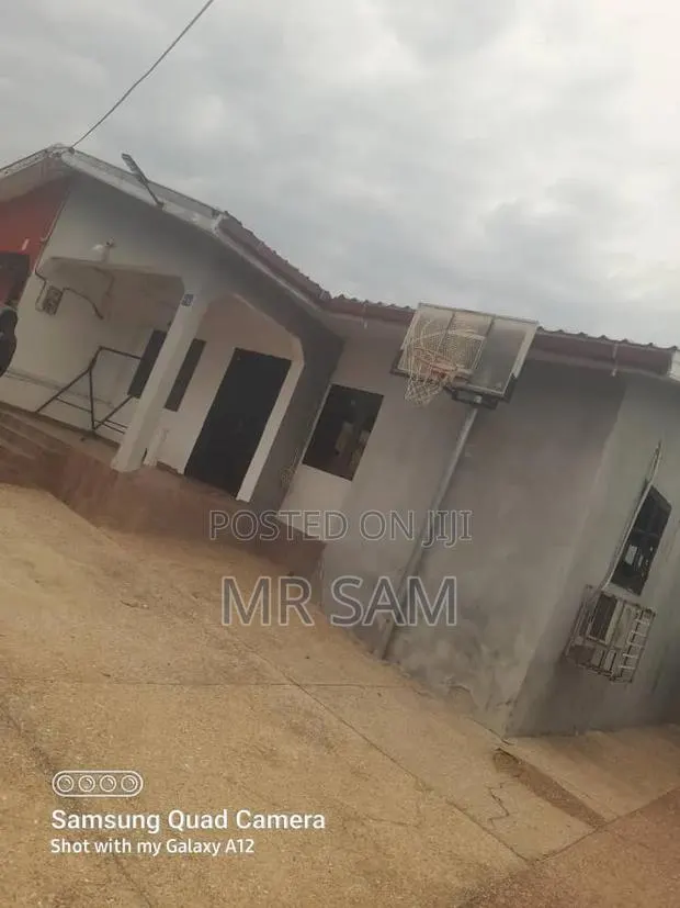 2bdrm House in Sam Properties, Opeikuma for sale · Photo 1