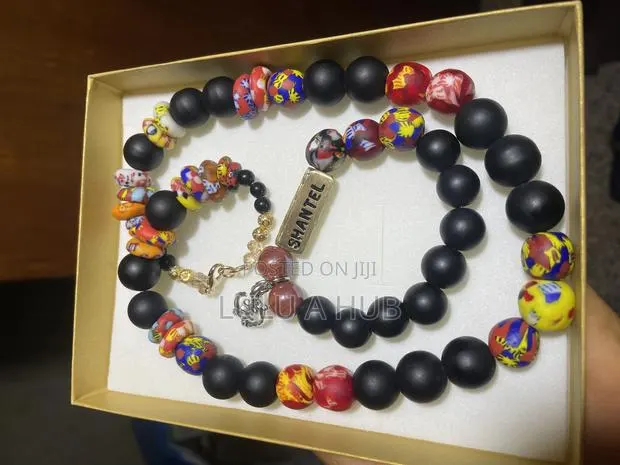 African Bracelet and Necklace Set · Photo 1
