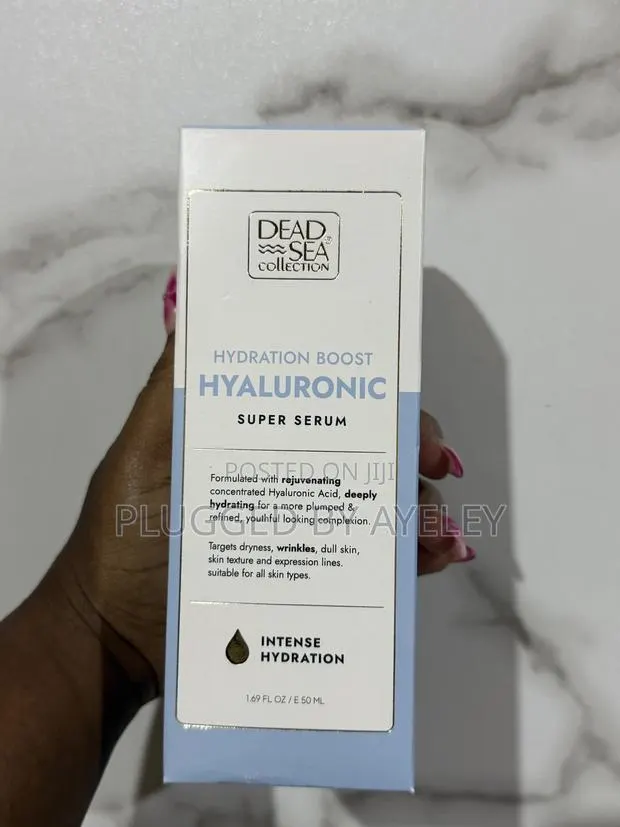 Hydration Boost Hyaluronic Super Serum · Photo 2