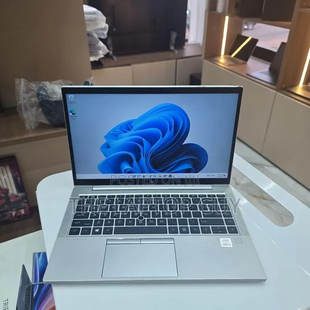 Laptop HP EliteBook 840 G7 16GB Intel Core i5 SSD 512GB · Photo 1
