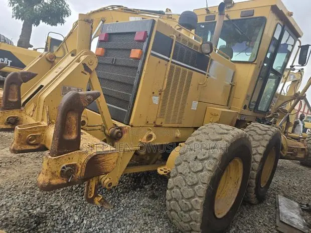 Caterpillar 140 H · Photo 1