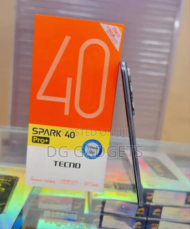 New Tecno Spark 40 Pro+ 256 GB Black · Photo 1