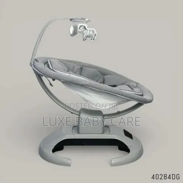 Mastela Lullaby Orbit Electric Crib - Smart Auto Swing Cradle · Photo 1