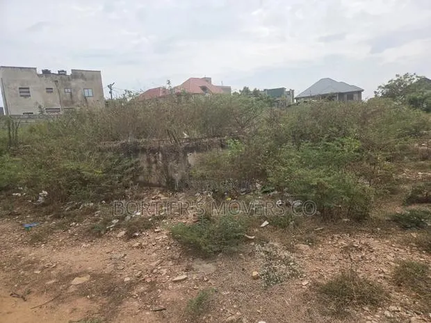 Plot of Land for Sale at Sakumono/Lashibi Behind the Emefs Estate · Photo 1