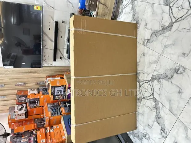 Accurate Smart Sleek 75” 75q60c Samsung Qled Tv · Photo 1