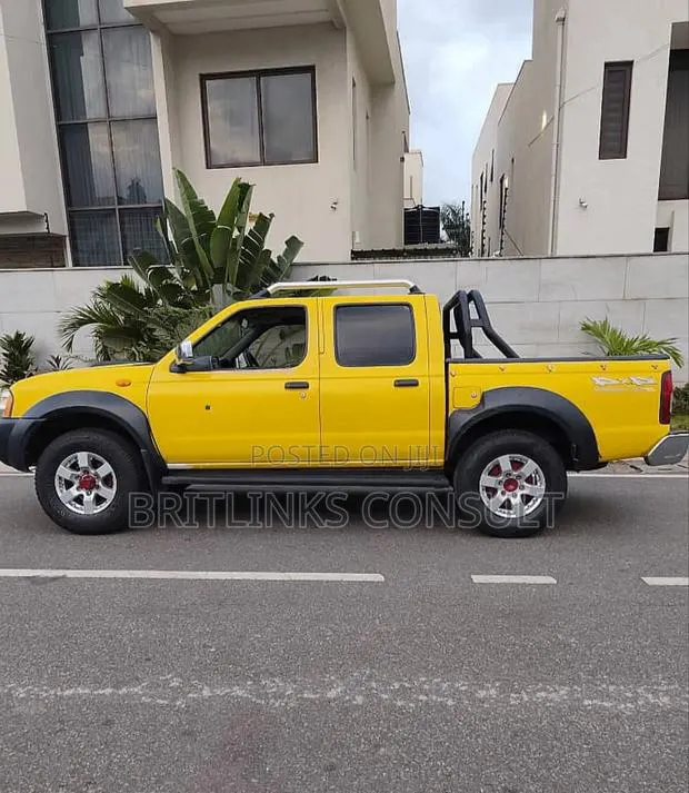 Pickup Truck Available for Rentals Nissan Pickup Truck Hard Body! · Photo 1