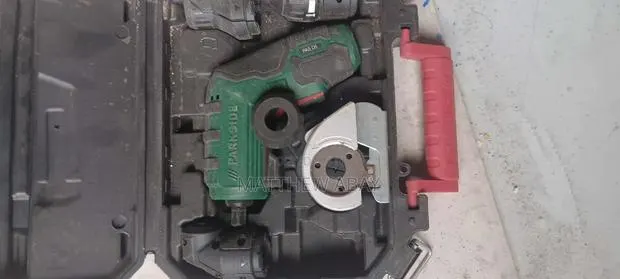 Screwdriver · Photo 1