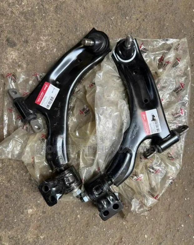 Hyundai Elantra Lower Arm · Photo 1