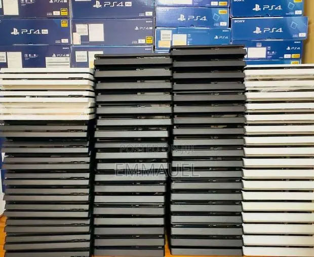 Play Station 4 · Photo 1