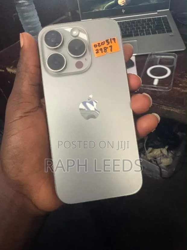 Apple iPhone 15 Pro 128 GB Gray