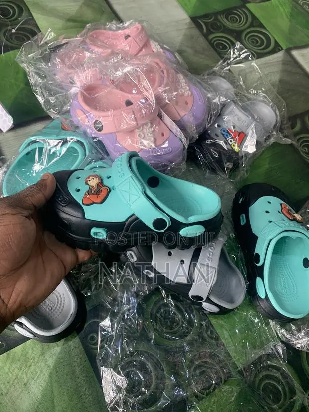 Kids Crocs · Photo 1