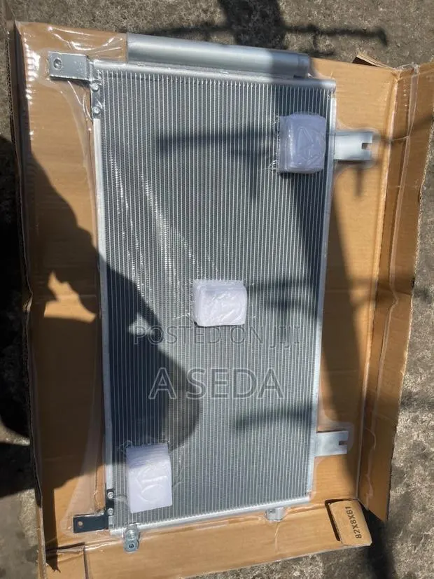 Honda CRV 2017 2018 2019 2020 2021 2022 AC Condenser 1.5 · Photo 1