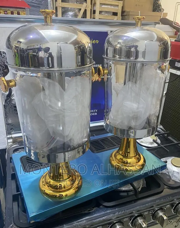 3/1 Manual Dispensers · Photo 1