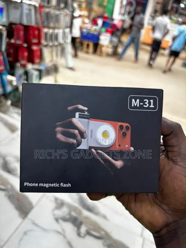 M-31 Phone Magnetic Flash · Photo 1