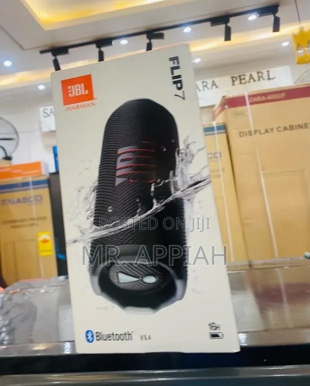 High Classic JBL Flip 7 Portable Bluetooth Speaker(Black). · Photo 1