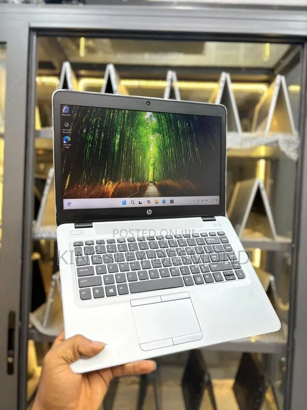 Laptop HP EliteBook 840 G3 8GB Intel Core i7 SSHD (Hybrid) 512GB · Photo 1