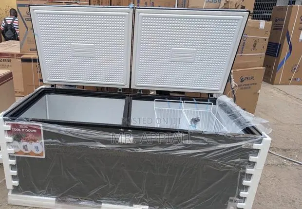 Energy Saving Zara 900fl- S. 725l 2 Door Chest Freezer · Photo 1