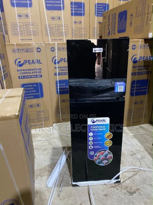 Pearl P-F216tbg-5e 136 Liters Double Glass Door Fridge · Photo 1