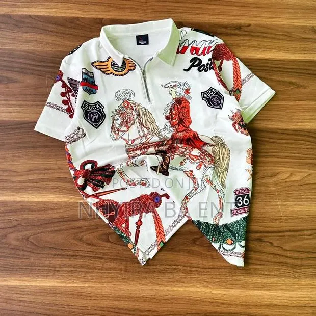 Lacoste Available · Photo 1