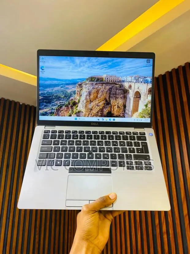 Laptop Dell Latitude 5410 8GB Intel Core i5 SSD 256GB · Photo 1