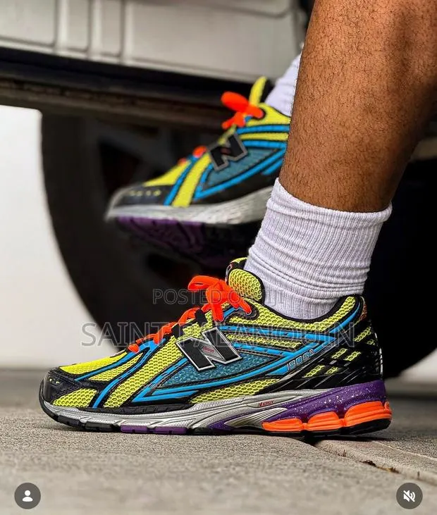 The New Balance 1906r Starry Nights · Photo 1