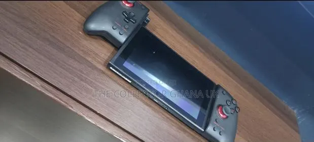 Nintendo Switch · Photo 1