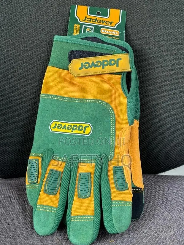Mechanical Glove · Photo 1