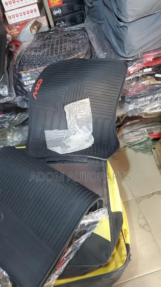 Honda CRV Floor Carpet Mat · Photo 1