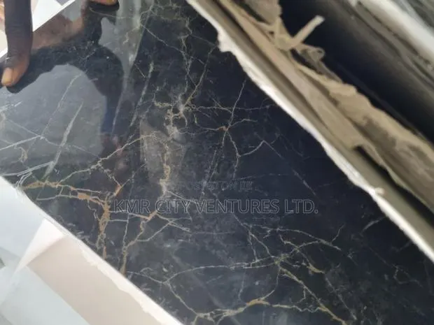 Marble Sheets · Photo 1
