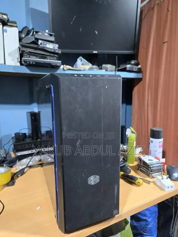 Gigabyte GA-H110MSTX-HD3-ZK 16GB AMD Ryzen 7 HDD+SSD 1T · Photo 1