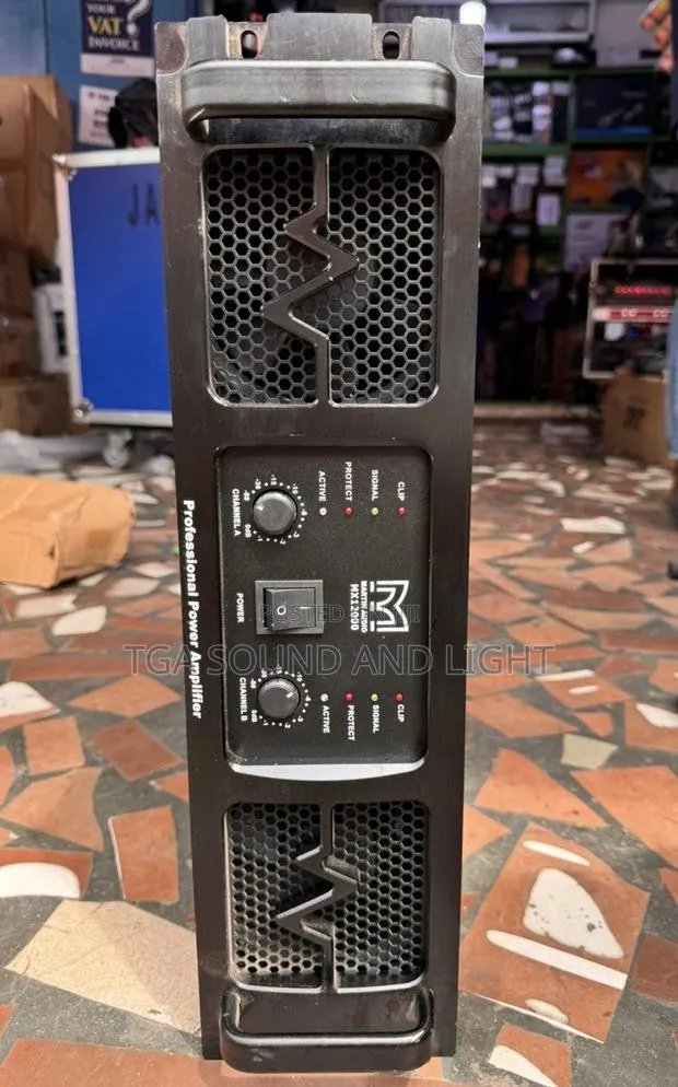 Martin Audio Mx12000 2 Channels Power Amplifier · Photo 1