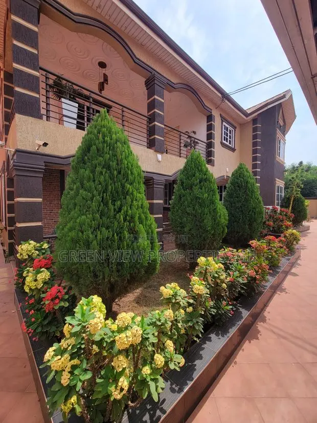 Furnished 5bdrm Duplex in Ablekuma for rent · Photo 1