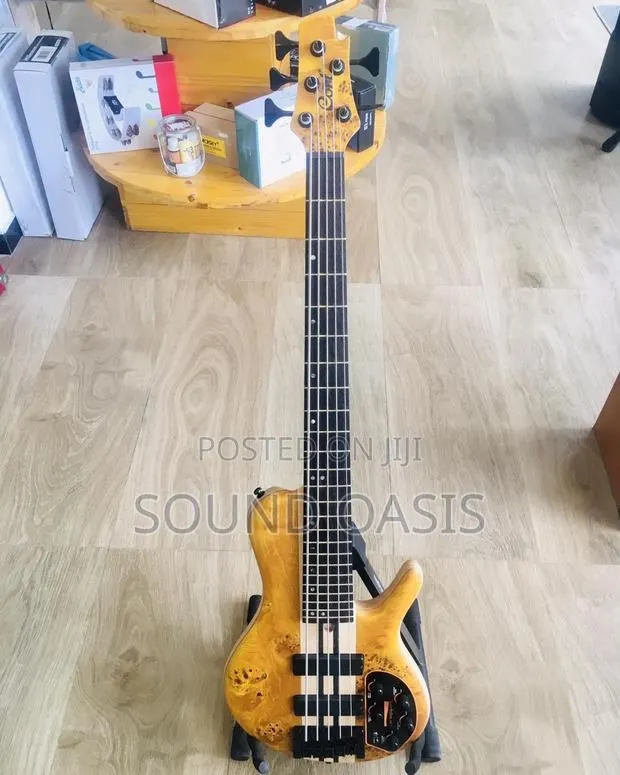 Cort A5 Plus SC Amber Open Pore BASS GUITAR(PLUS BAG) · Photo 1