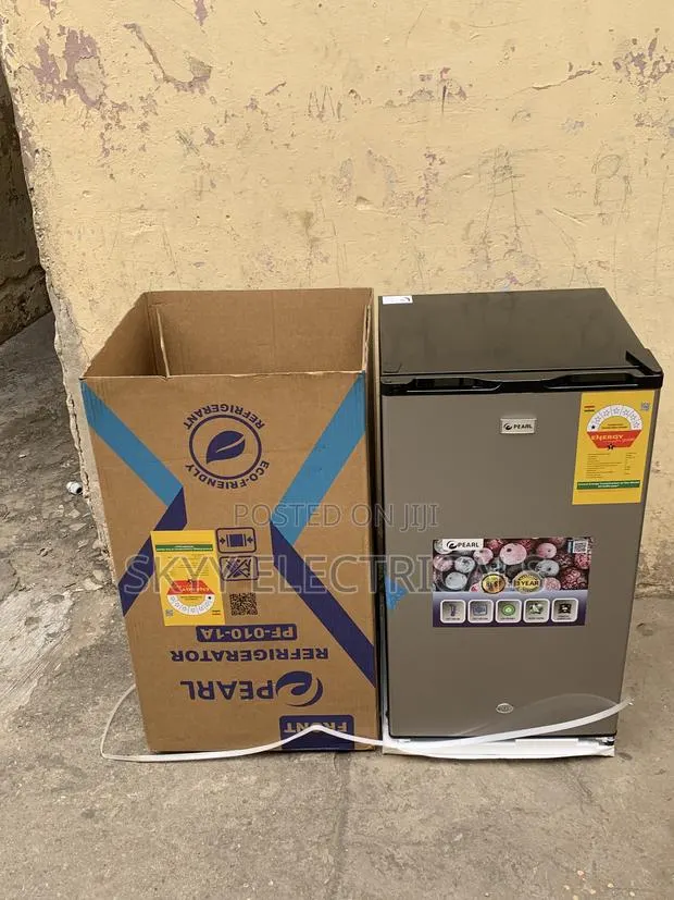 Durable Build Quality 90liters Pearl Table Top Fridge (pF-010-1A) · Photo 1