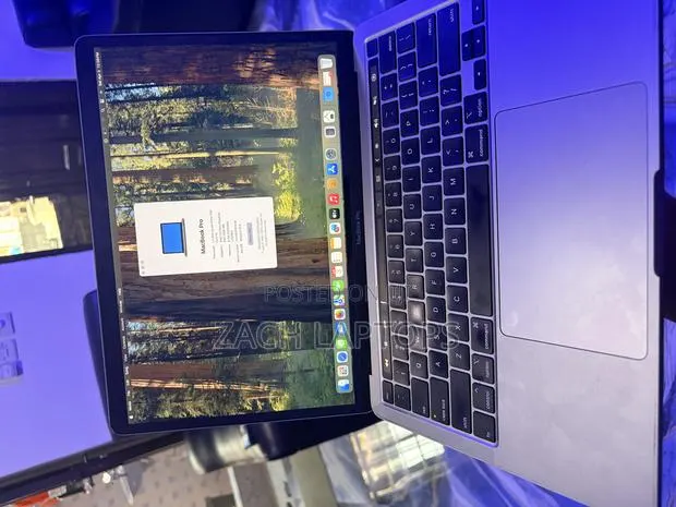 Laptop Apple MacBook Pro 2020 8GB Intel Core i5 SSD 512GB · Photo 1