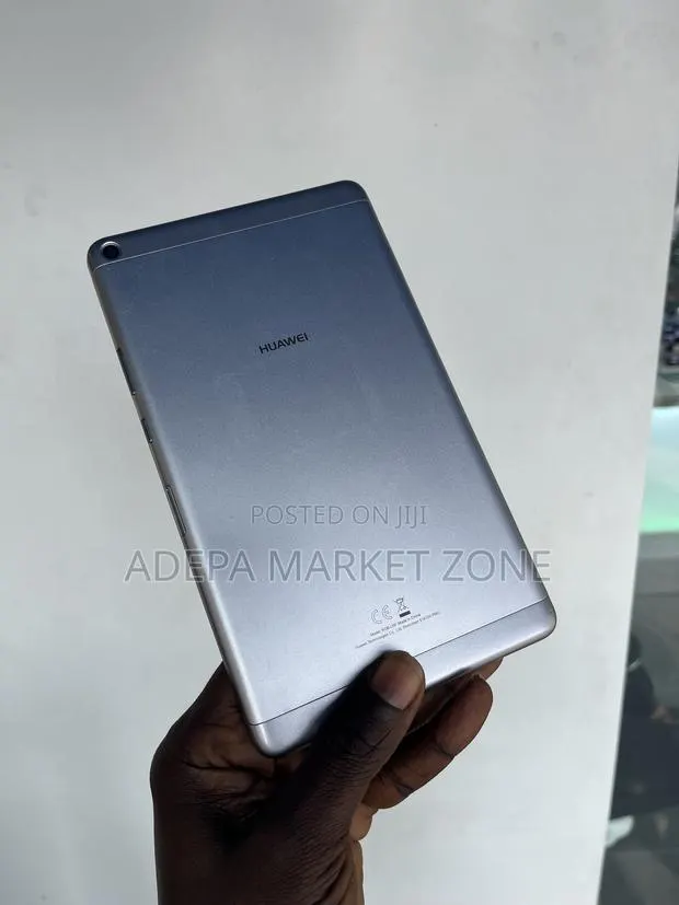 Huawei MediaPad T3 8.0 16 GB Silver · Photo 1