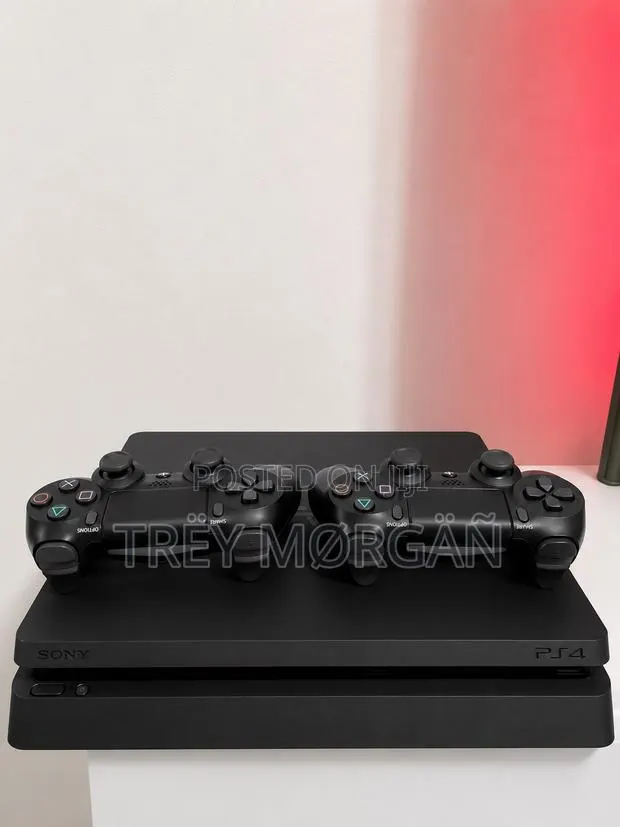 New Sony Playstation 4 Slim Jailbreak With Two Controllers · Photo 1