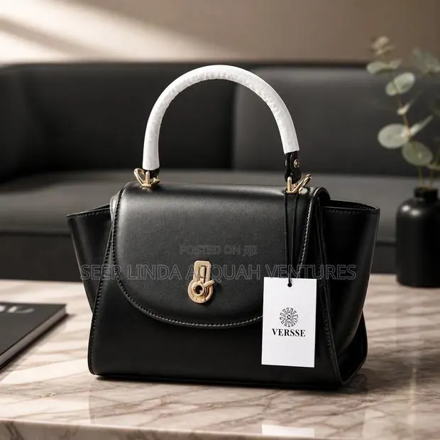Versace High-Quality Ladies Handbag. · Photo 1