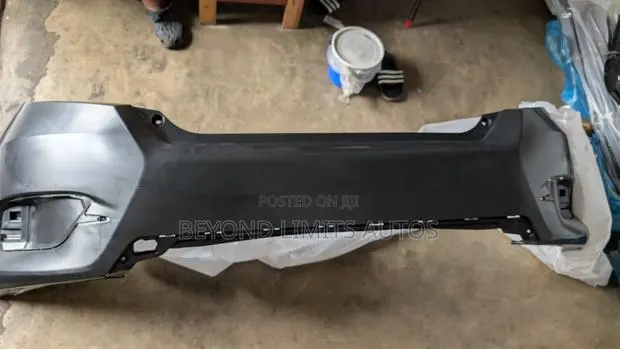 Honda Civic 2016 - 2021 Back Bumper · Photo 1