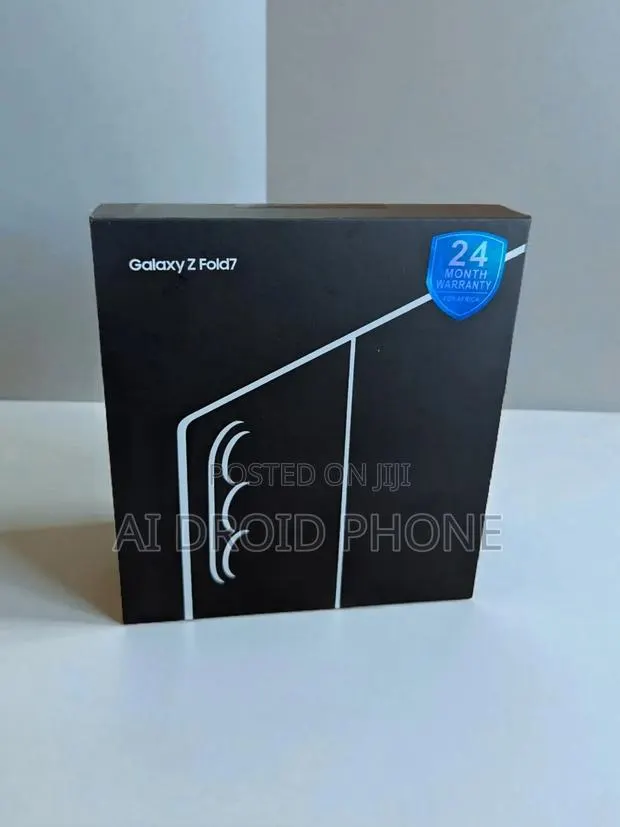 New Samsung Galaxy Z Fold7 256 GB Blue · Photo 1
