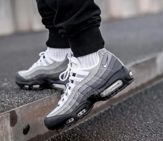Nike Air Max 95 Sneaker In Different Style , Swipe >>> · Photo 1