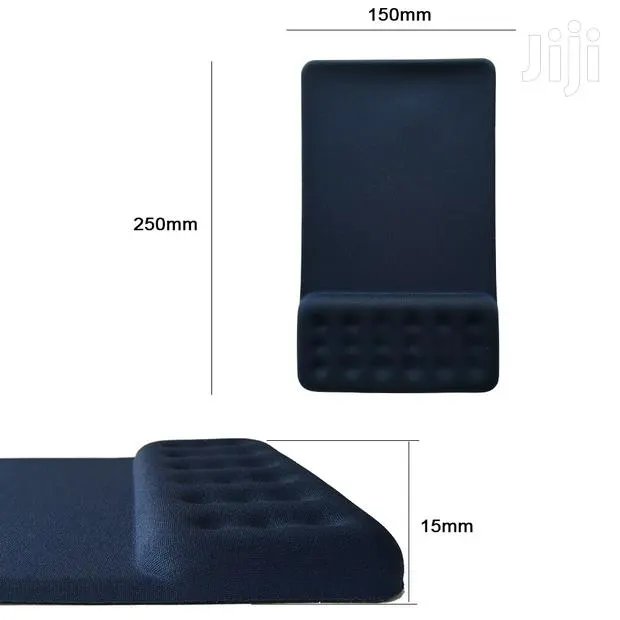 Mouse Pad With Special Silicone Hand Support · Photo 1