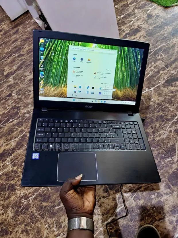 Laptop Acer TravelMate P255 M 6GB Intel Core i3 HDD 500GB · Photo 1