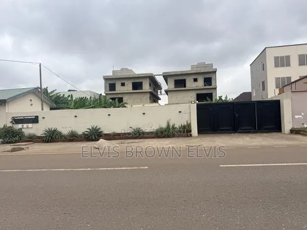 Genuine One Plot of Land for Sale at Ajiriganor 69 Just by the Road · Photo 1