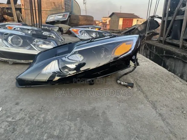 Chevrolet Malibu 2019-2024 Headlight · Photo 1
