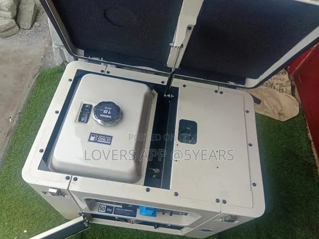 High Quality 10kva Uk-Model Diesel Engine Uk-Model Generator · Photo 1