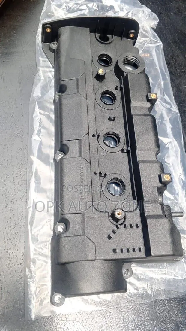 Hyundai Elantra/ Tucson/ Sportage/Spectra 2001-2011 Valve Cover · Photo 1