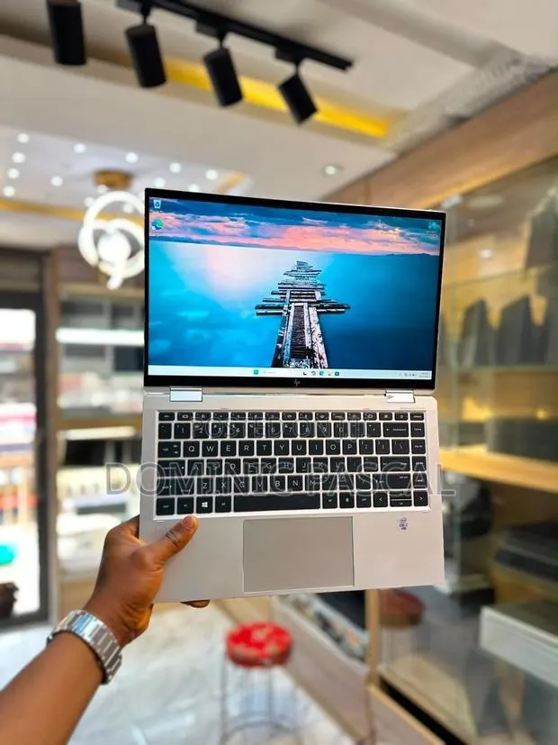 Laptop HP EliteBook x360 1040 G7 32GB Intel Core i7 SSD 512GB · Photo 1